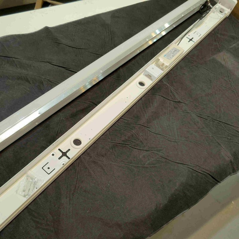 Easy Installation 36W 1200mm Tri Colour LED Batten Light Linear Diffused Ceiling